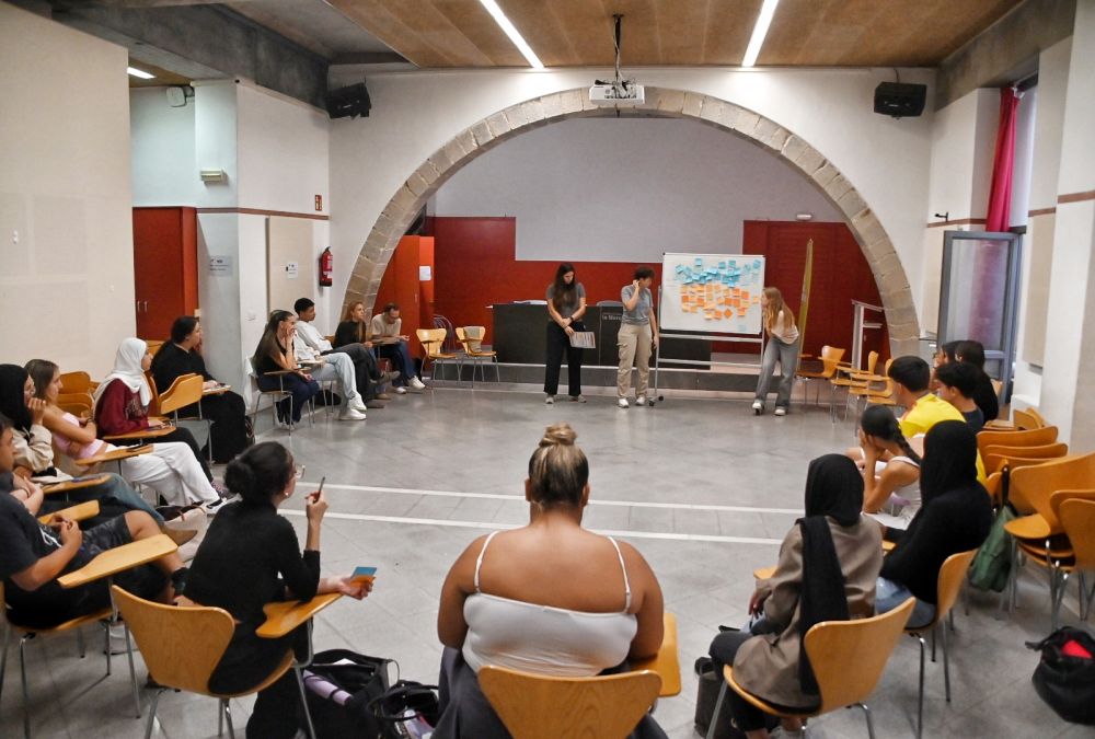 La Solidària connecta uns 150 alumnes amb una quinzena d’organitzacions del món social