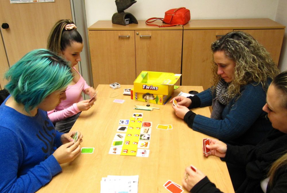 Una trentena d'activitats educatives sobre valors, drets i solidaritat