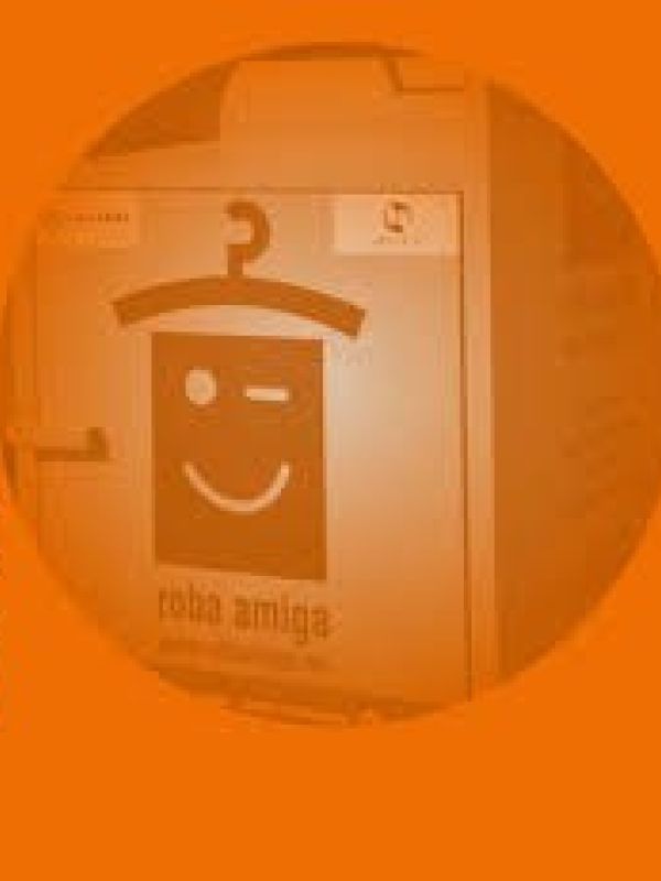 Roba Amiga : 7 anys vestint xarxa