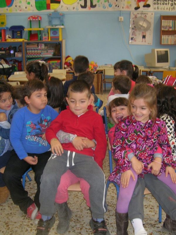 jugant a l'escola Migdia de Girona