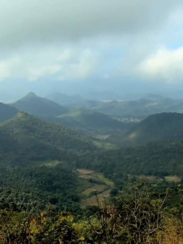 La Mina: historia de una montaña sagrada (Documental)